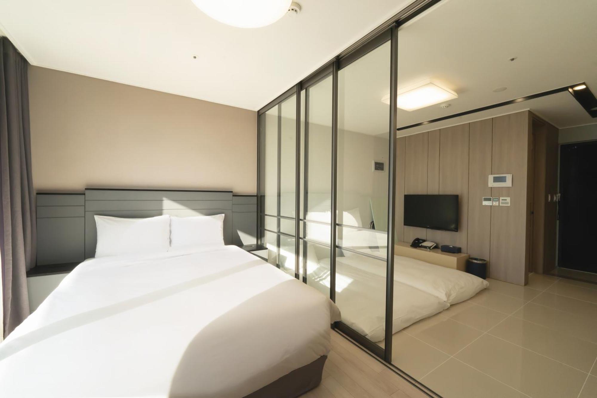 Hotel The Blue Terra Sokcho Esterno foto